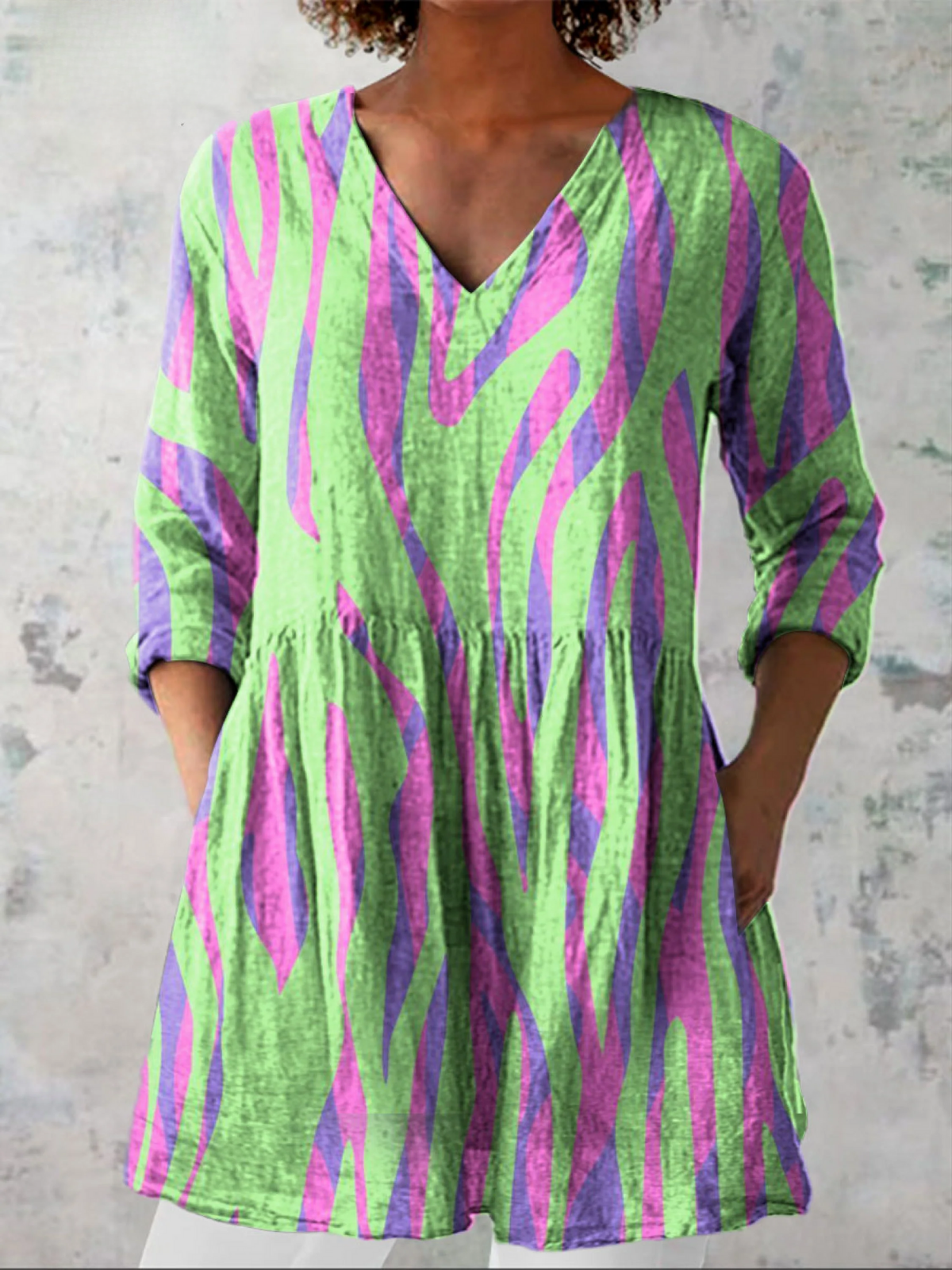 Oceane - Long Blouse with V-Neck