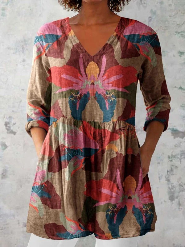 Sarah - Long Blouse with V-Neck