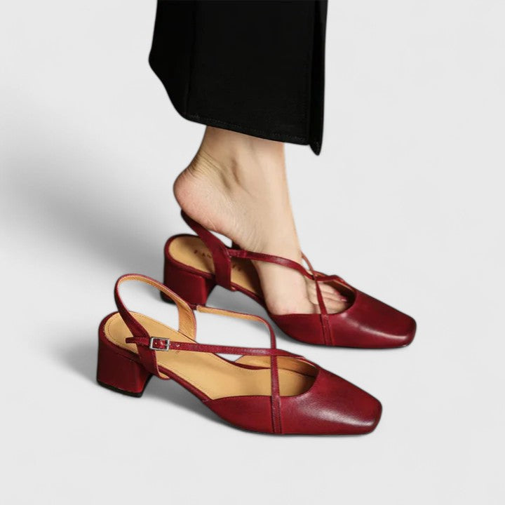 Red / 9 US | 40 EU