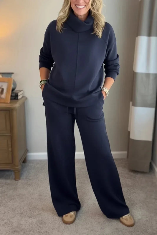 Thalia - Two-Piece Travel Set with Turtleneck