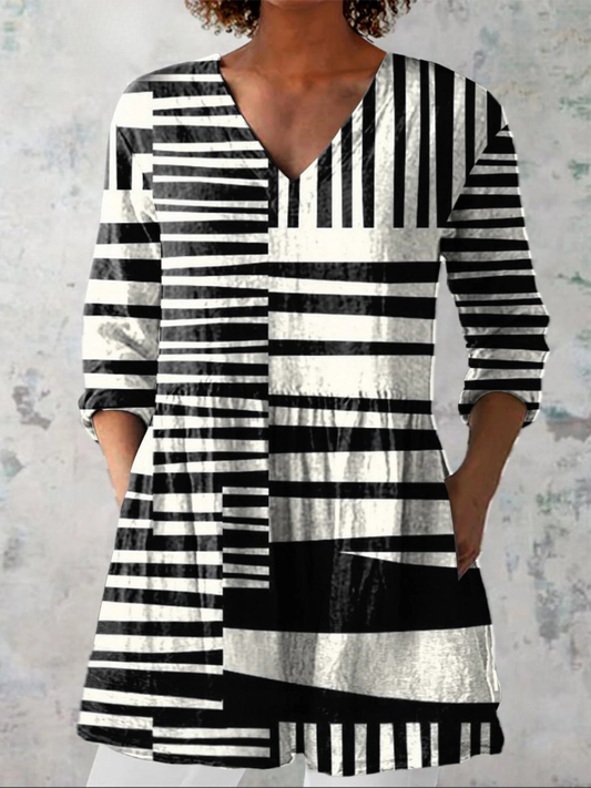 Sophie - Long Blouse with V-Neck