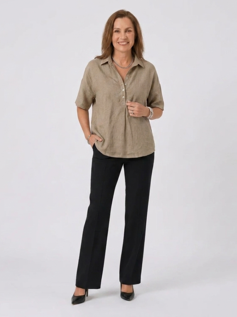 Willow | Blouse with Collar and Button