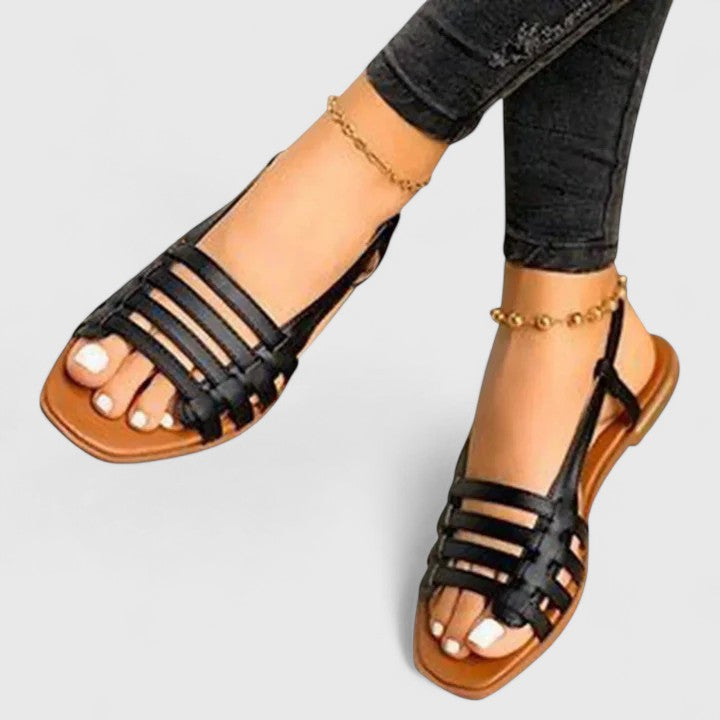 Black / 12