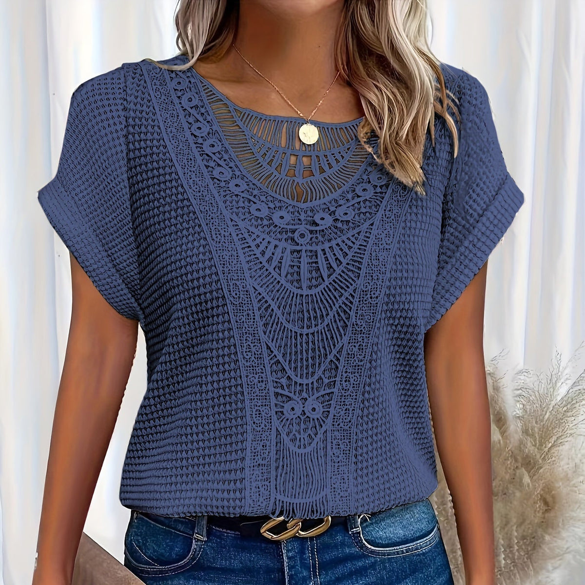 Daisy™ |  Detailed Knitted Top