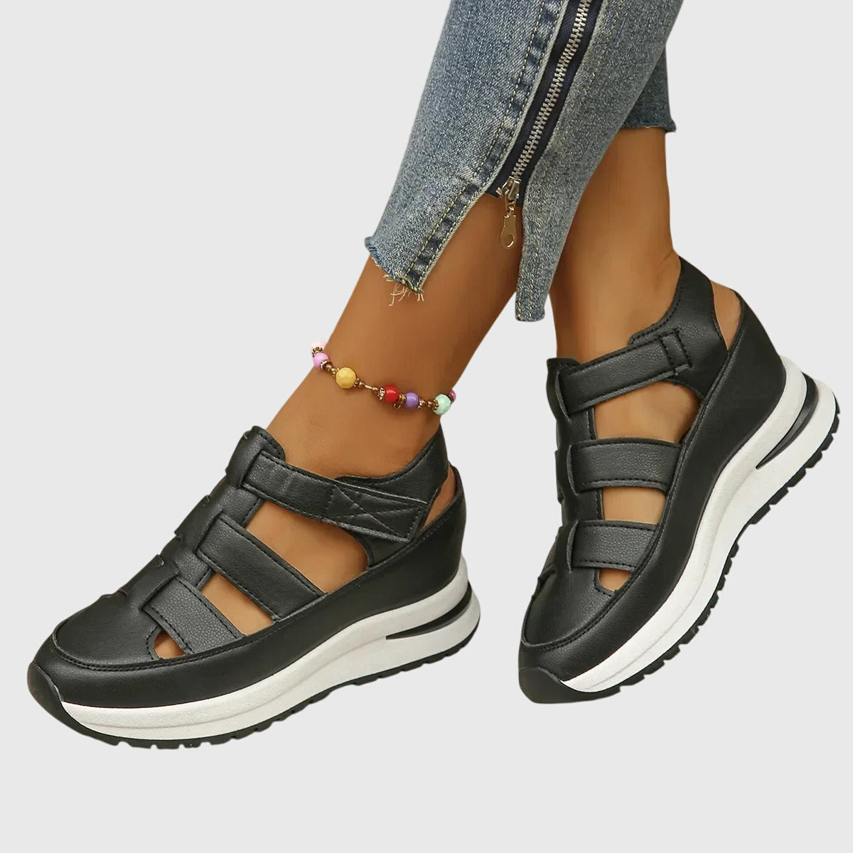 Black / 12