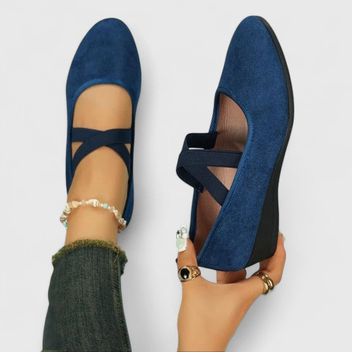 Blue / 12 US | 43 EU