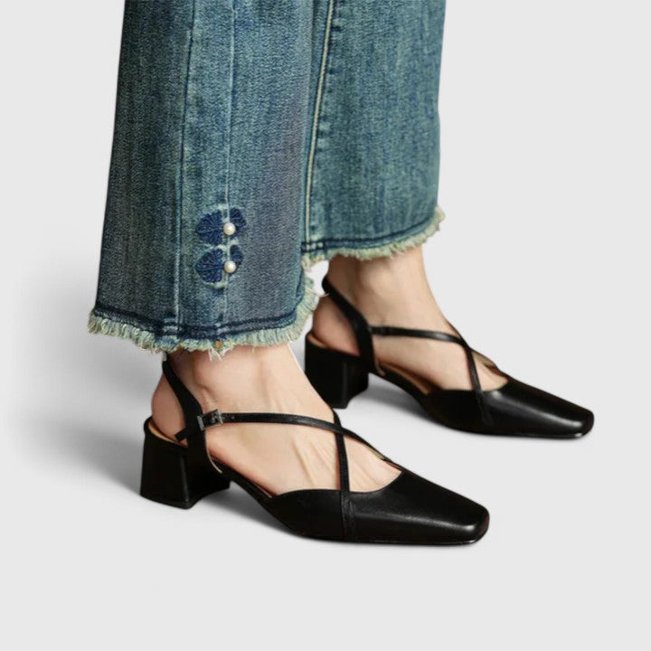 Black / 9 US | 40 EU