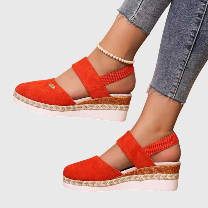 Orange / 12 US | 43 EU