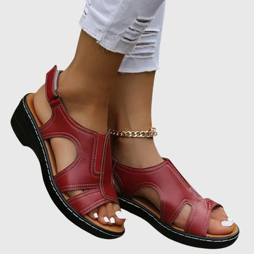 Red / 12 US | 43 EU