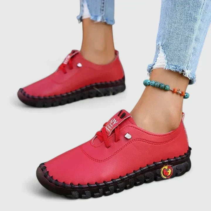 Red / 12 US | 43 EU