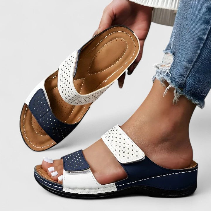 White-Blue / 10 US | 41 EU