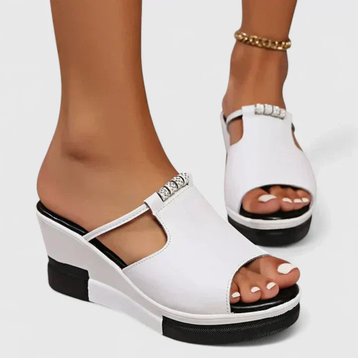White / 11 US | 42 EU