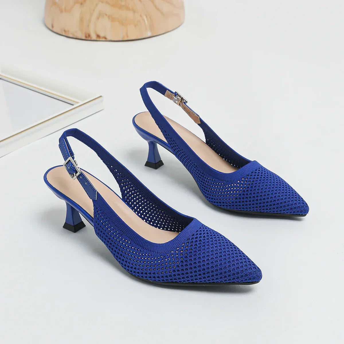 Blue / 12