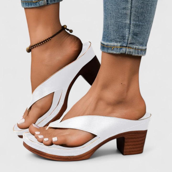 White / 9 US | 40 EU
