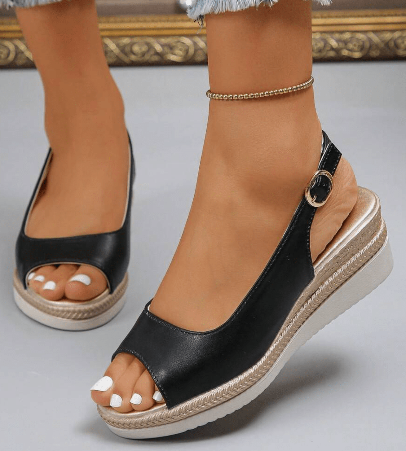 Black / 12