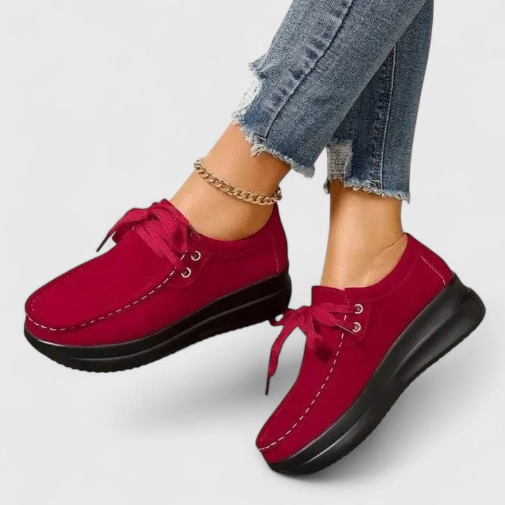 Red / 11 US | 42 EU