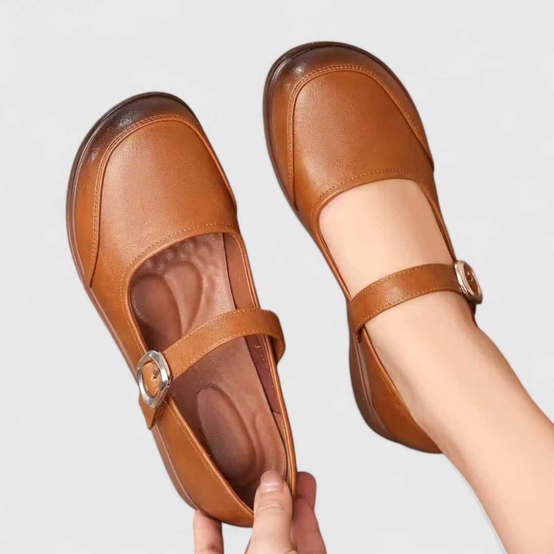 Brown / 12 US | 43 EU