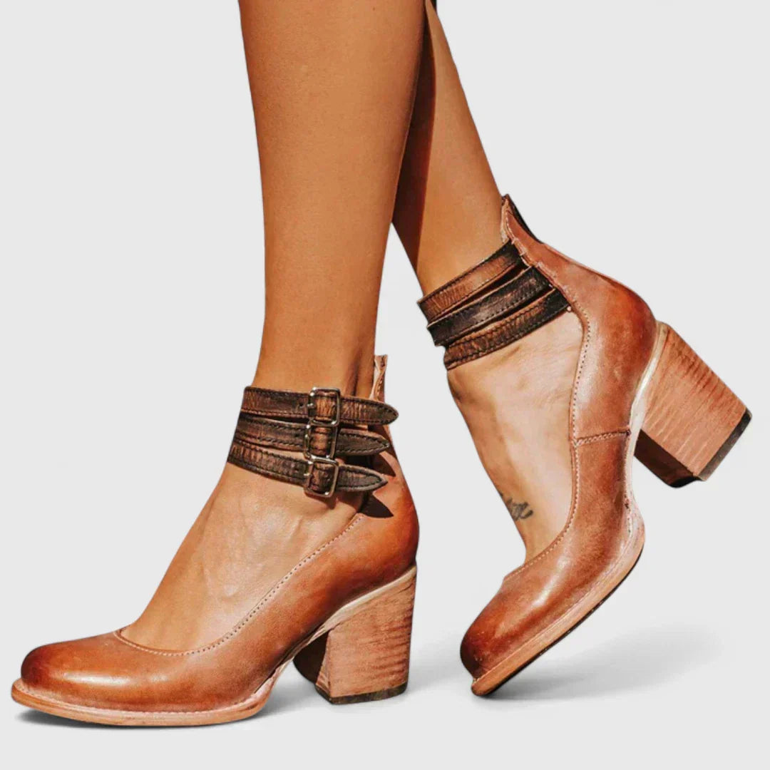 Brown / 11 US | 42 EU
