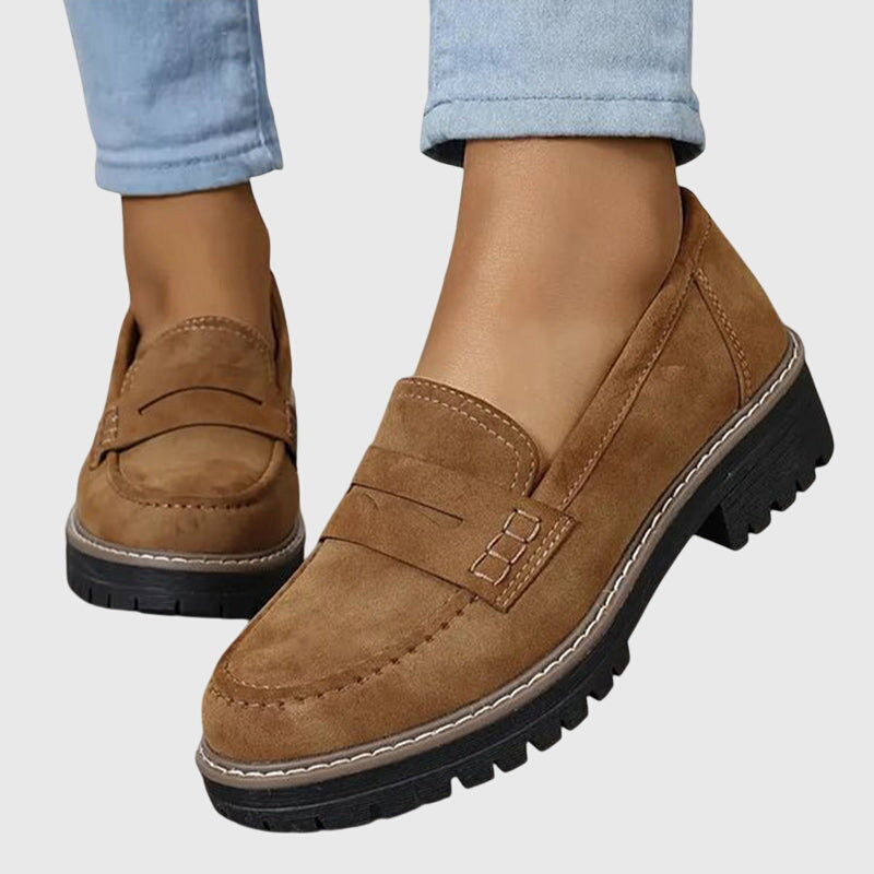 Brown / 12 US | 43 EU