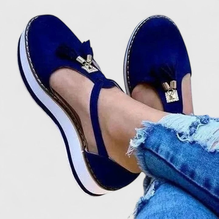 Blue / 7 US | 38 EU