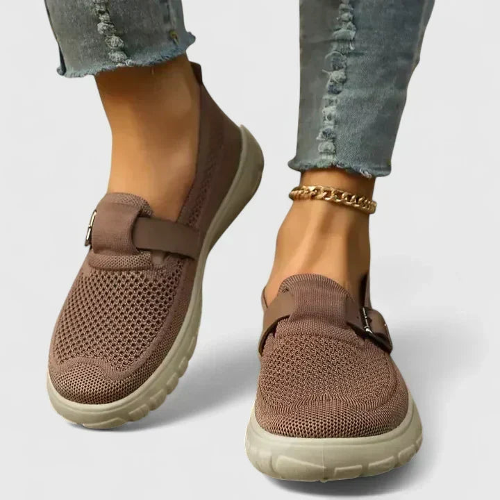 Brown / 11 US | 42 EU