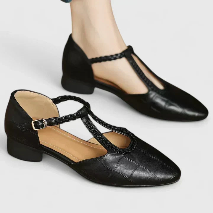 Black / 9 US | 40 EU