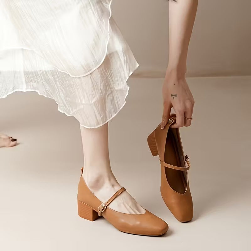 Brown / 12 US | 43 EU