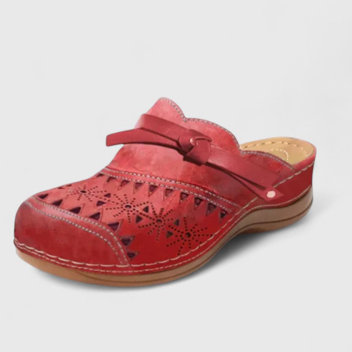 Red / 12 US | 43 EU