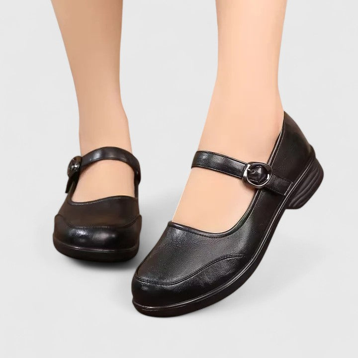 Black / 12 US | 43 EU