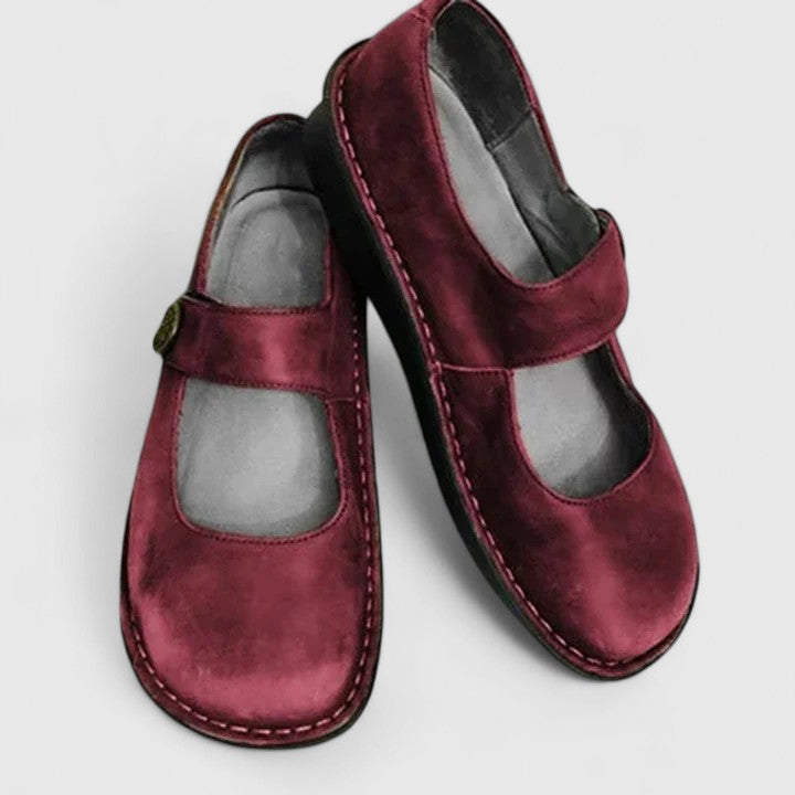 Red / 11 US | 42 EU